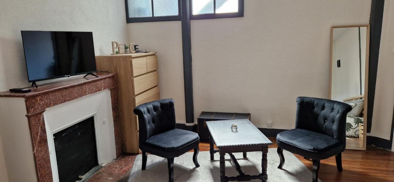 Chambre Dans Maison De Ville - 2 Personnes Oloron-Sainte-Marie Exterior foto